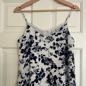Floral flowy top